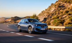 BMW iX3 ve BMW M5 Touring  Almanya’da “Altın Direksiyon” Ödülünü Kazandı