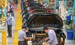 Dev otomobil üreticisinden şaşırtan karar: Sıradışı standartlar geliyor!