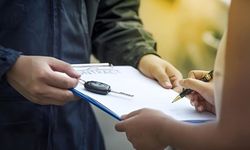 Kiralık araç tesliminde hangi belgeler gerekli?