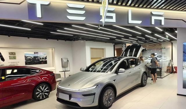 Tesla araç kiralama işine girdi