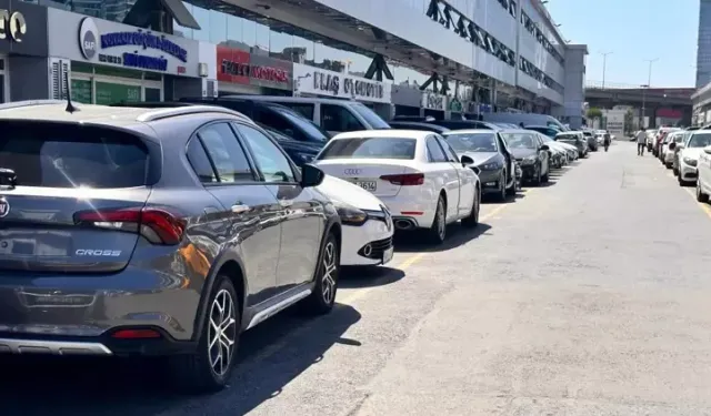 Araba almayı düşünenler dikkat: 2026'da üretimi duracak araç sayısı arttı, bu modeller tarihe karışacaklar