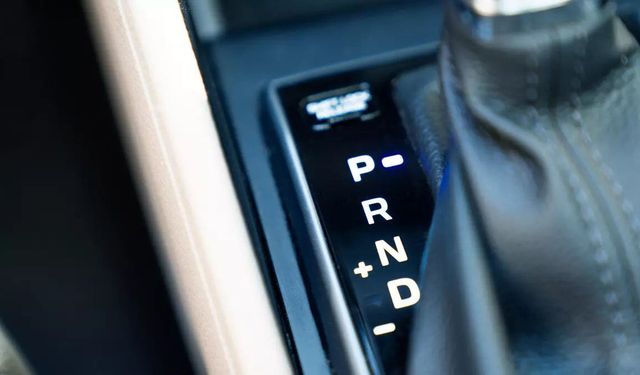 Otomobilde otomatik vites devri: Ocak ayında satışlar rekor kırdı!