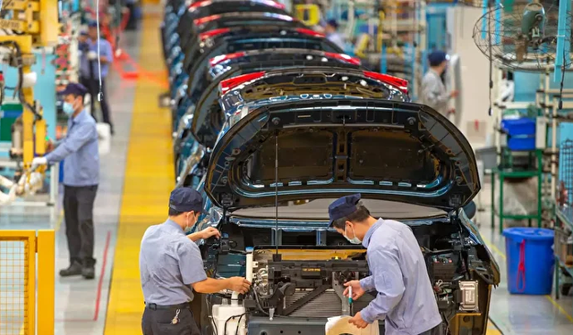 Dev otomobil üreticisinden şaşırtan karar: Sıradışı standartlar geliyor!