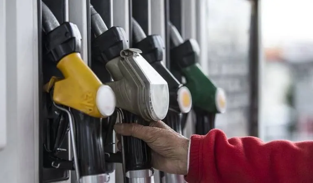 Tarih belli oldu: Akaryakıta zam geliyor